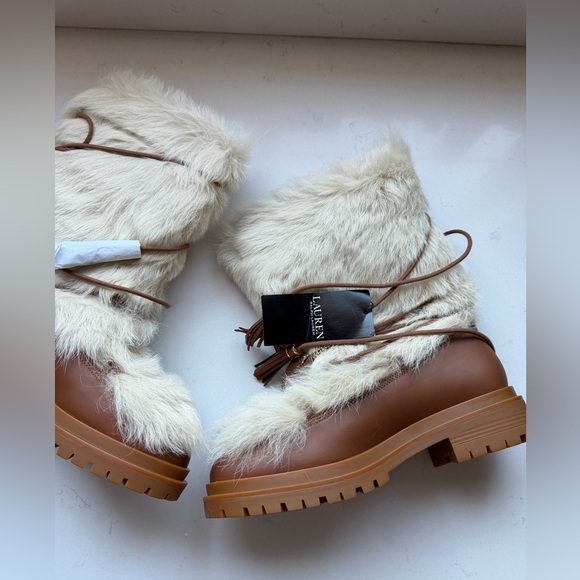 Brand new. Ralph Lauren Women's Celia Shearling Mid Boots - Picture 2 of 6